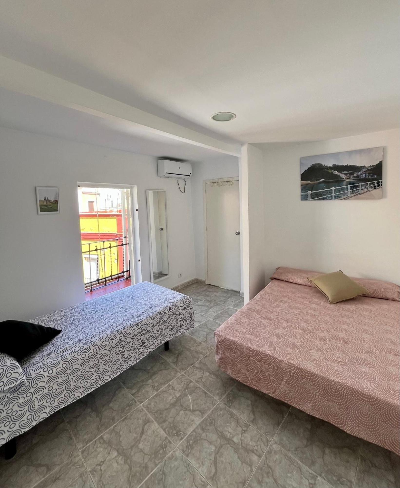 Alameda, Conde De Torrejon Apartment Seville Luaran gambar